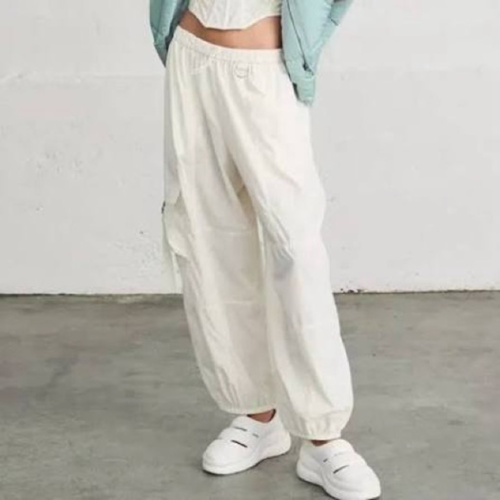Urban Outfitters Jana Balloon pants